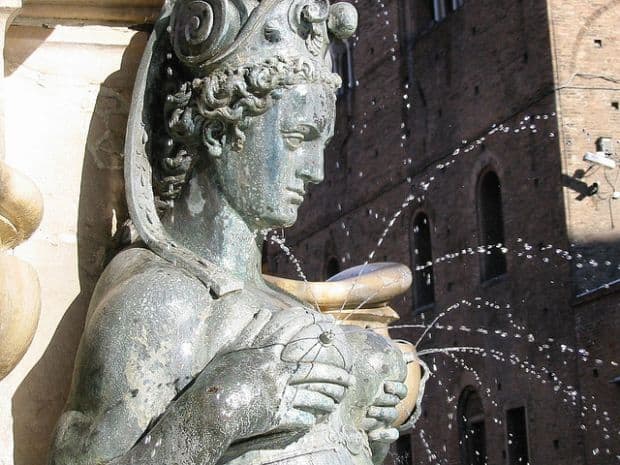 Imagini pentru Bologna Fântâna Neptun
