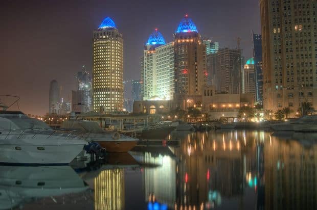 Portul din Doha, la ceas de seara