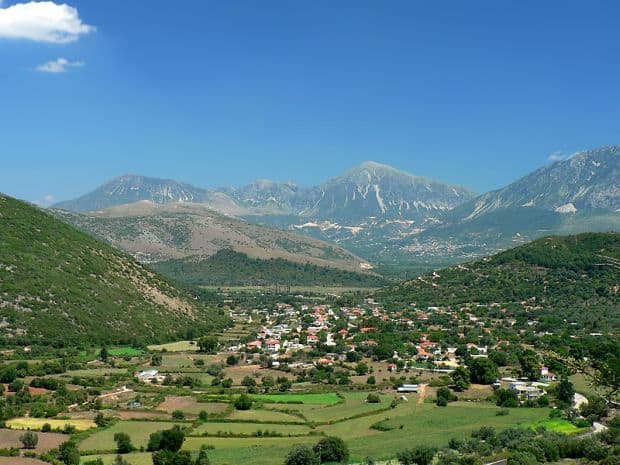 Muntele Korila se intinde in frumoasa regiune Thesprotia. Foto: Ioannis Bahatouris