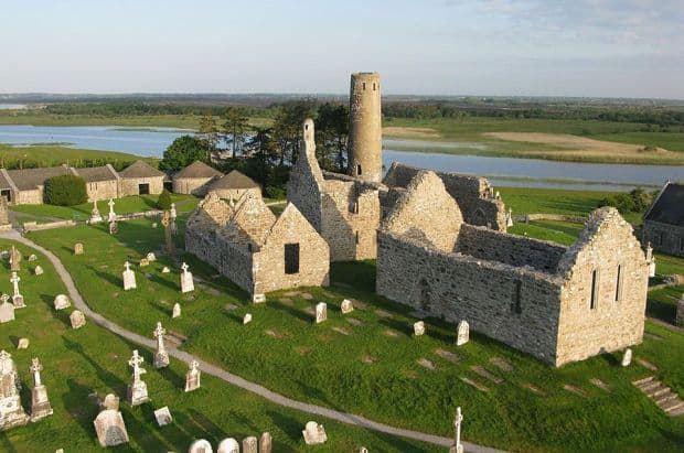 Clonmacnoise, o manastire... aparte